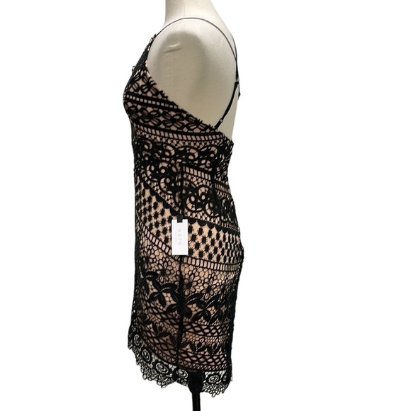 NWT ASTR The Label Lace High Low Body Con Strappy Dress SZ M Black Nude - Picture 6 of 9